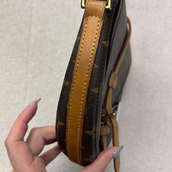 Louis Vuitton Chantilly Handbag Monogram Canvas PM - Picture 2 of 11